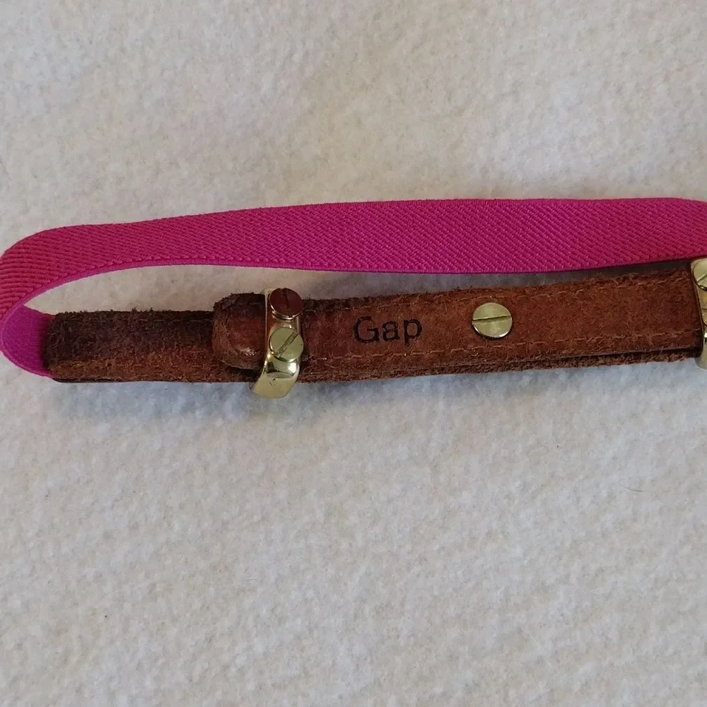 GAP golden color